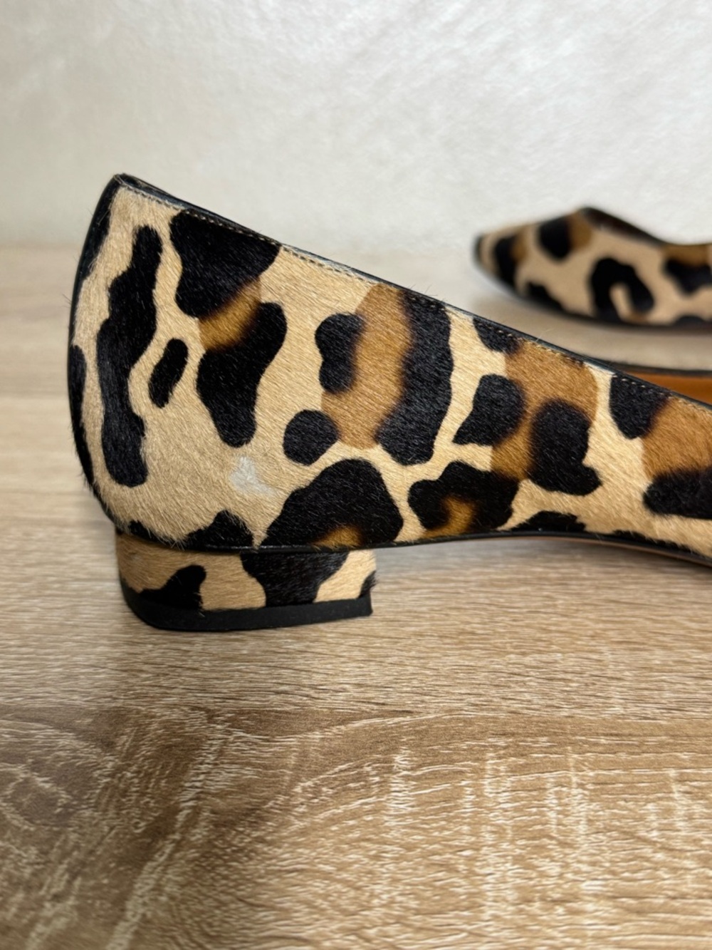 Aquatalia Penina Calf Hair Pumps Pointed Toe Shoes Size 7 - Picture 7 of 12